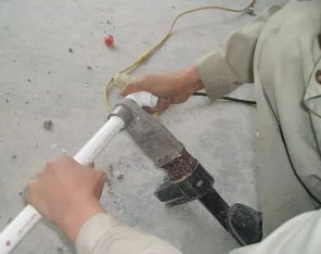 新兴漏水维修电话