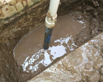 新兴卫生间漏水维修公司为您专业解答一下新兴查漏水的原因